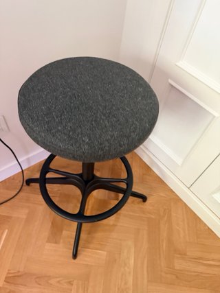 Taburete alto elevable