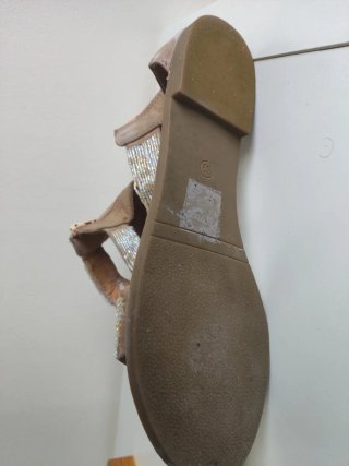 Sandalias elegantes CLOWSE beige y oro