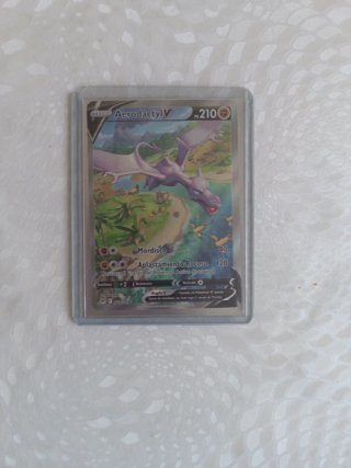 Carta Pokémon Aerodactyl V Full Art