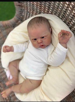 Muñeco realista reborn