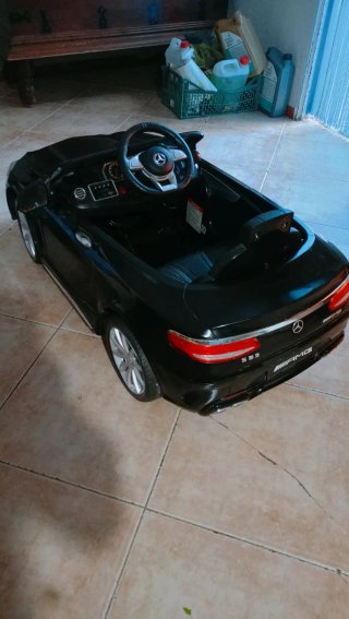 Coche Eléctrico Infantil Mercedes , batería nueva