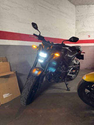 Honda CB500 Hornet Negra