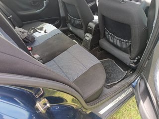 Peugeot 406 2003
