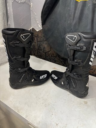 Botas Motocross UFO Negras