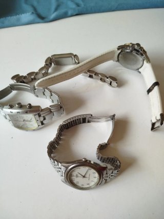 Lote 4 Relojes Casio, Justina, Fóssil y Marea