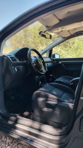 Volkswagen Touran 2012