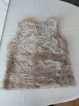 Chaleco de pelo beige