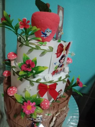 Tartas falsas de temáticas que quieras
