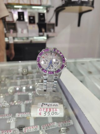 Reloj SKYLINE con circonitas y detalles morados