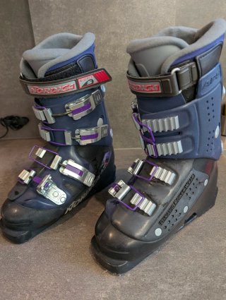 Botas de esquí Nordica Talla 27.5