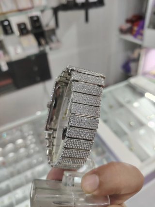 Reloj Fadalasi Lujoso con Cristales