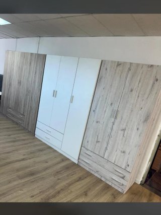 Armario Modelo  4 Puertas y 3puertas y 2 puertas