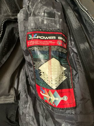 Cazadora moto efecto camuflaje