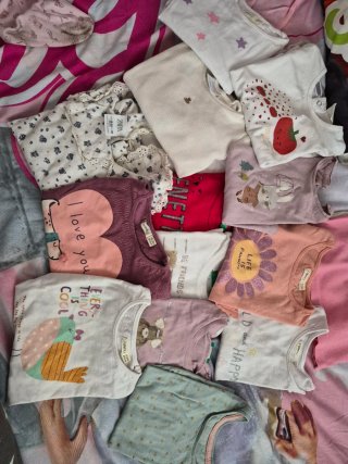 Lote 10 Camisetas Manga Larga Niña talla 18 a 24 m