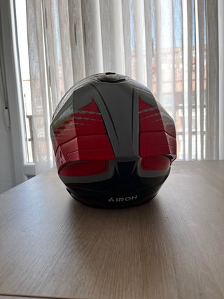 Casco de moto integral Airoh Matryx Gloss
