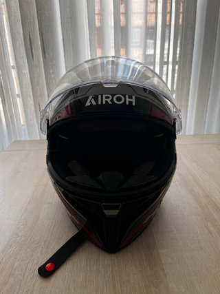 Casco de moto integral Airoh Matryx Gloss