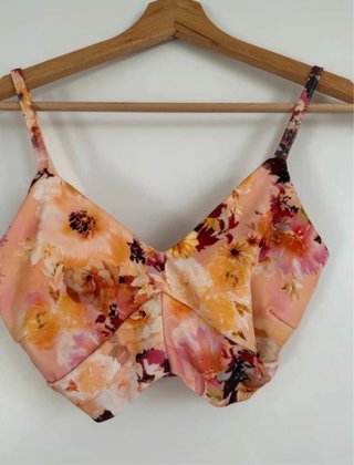 Conjunto top y falda floral