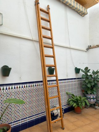 Escaleras de madera 12 peldaños