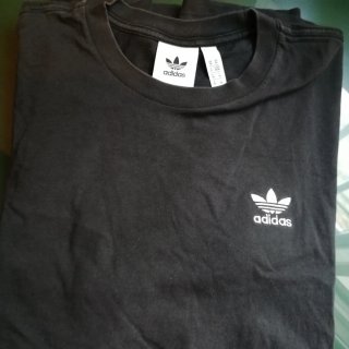 4 Camisetas Deportivas M (Adidas, Nike, TNF,