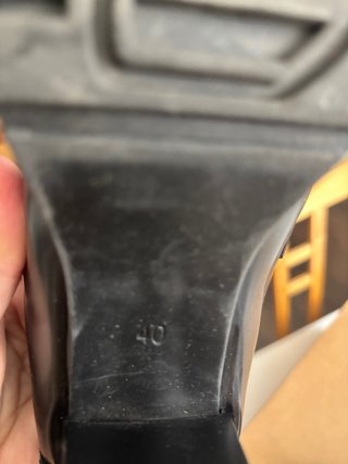 Zapato tacón Zara negro
