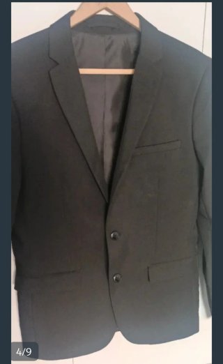 Traje negro elegante