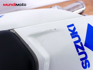 SUZUKI B-KING 1300
