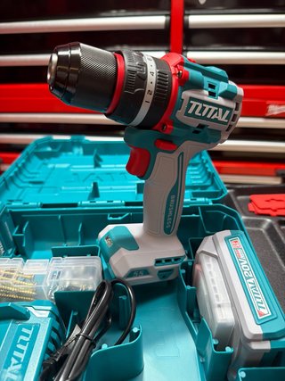 Taladro Percutor Total 20V Brushless