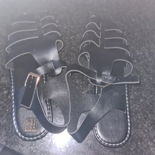 Sandalias pescador negras