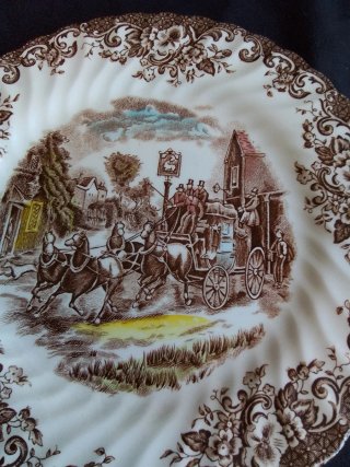 Plato de cerámica inglesa antiguo