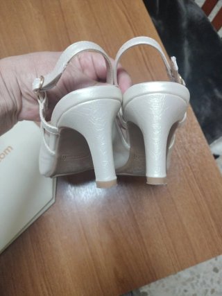 Zapatos Misoft Talla 37 Beige y Dorado