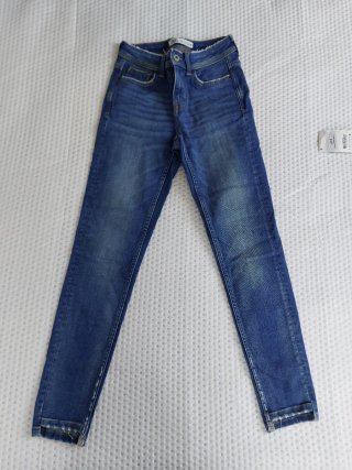 Pantalones vaqueros Zara talla 34