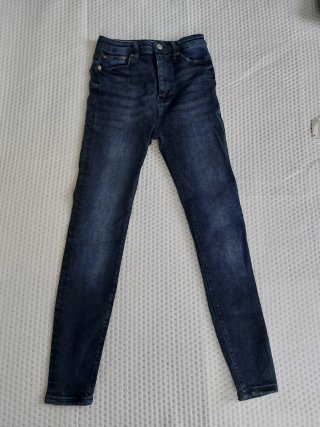 Pantalones vaqueros Zara talla 34