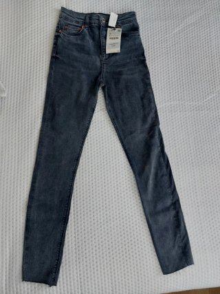 Pantalones vaqueros Zara talla 34