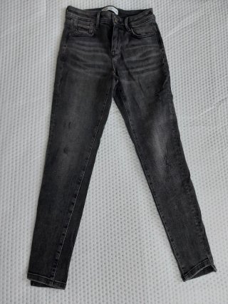 Pantalones vaqueros Zara talla 34