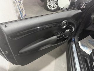 MINI Cabrio 2024