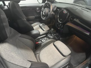 MINI Cabrio 2024