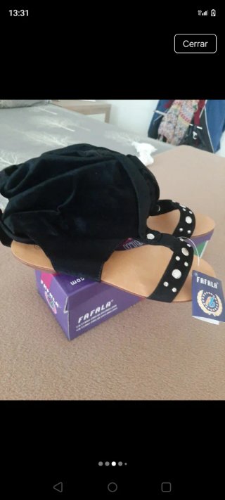Sandalias Fafala Talla 38 Negras y Plateadas