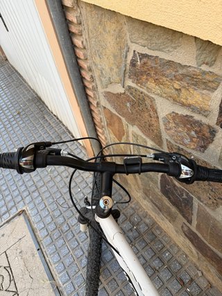 Bicicleta de Montaña (+ candado y bomba de aire)