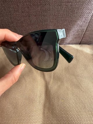 Gafas de sol Hawkers negras y verdes