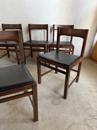 Juego de 6 sillas de madera y polipiel