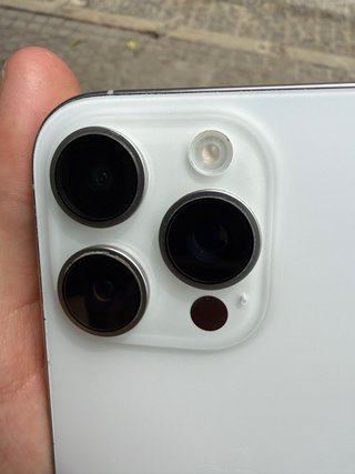 iPhone 16 Pro 256GB - Excelente estado - Blanco