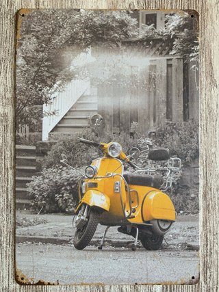 (293)  Cartel Decorativo Vespa amarilla