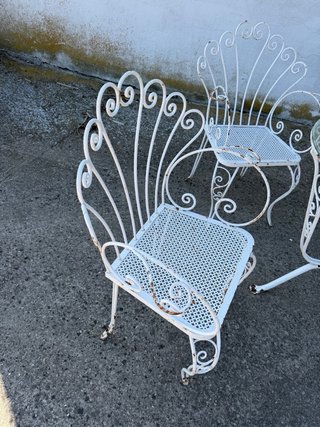 Tavolo e 4 sedie da giardino