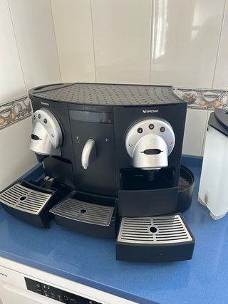 Cafetera Nespresso Gemini 200 Profesional