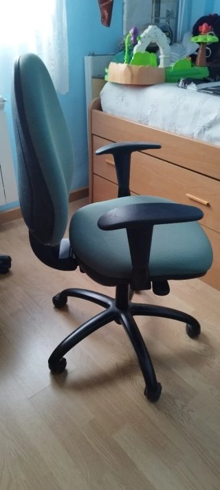 Silla de oficina ergonómica