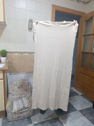 Vestido beige talla L