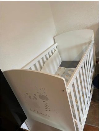 Cuna de madera casi nueva