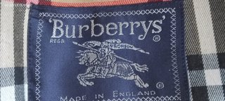 Gabardina Burberrys Vintage Roja - Made in England