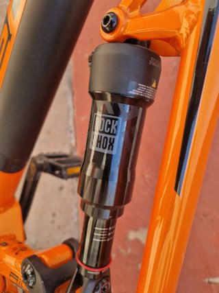 Megamo Ridon FS Eléctrica Naranja