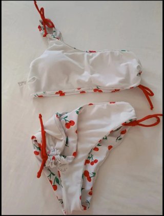 Bikini Lycra Estampado Cerezas